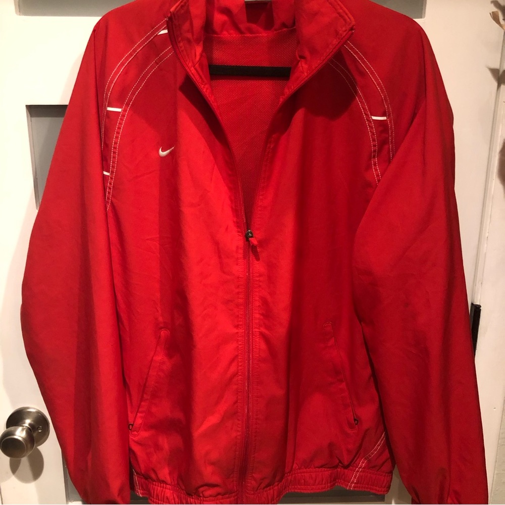 Vintage Y2K Nike Team Polyester Windbreaker Jacket in EUC Red & White
